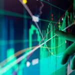 警惕！抖音打击AI炒股诈骗行为， AI选股工具、AI炒股课程内容成重灾区