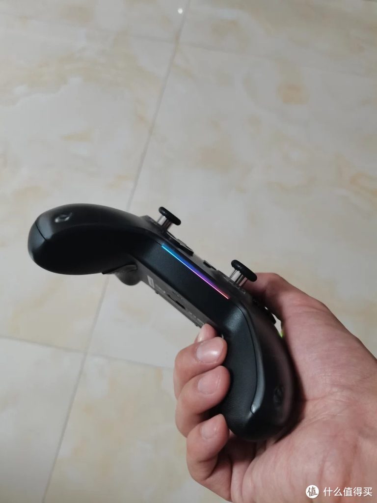机械师G5Pro V2典藏版：游戏手柄的新巅峰