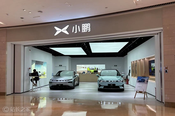 小鹏高管谈特斯拉FSD入华：小鹏更懂中国路况