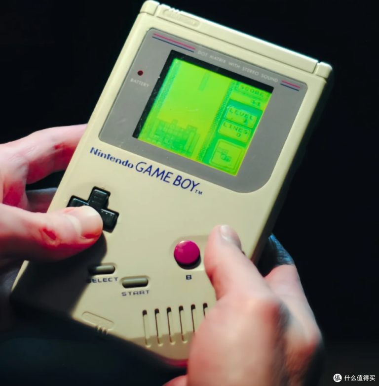 口袋里的黑白月光 ——Game Boy 与 GBA 的黄金年代